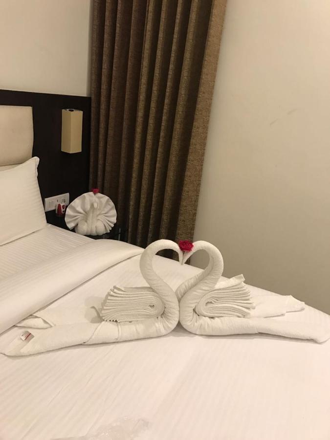 Hotel Anandi Inn Ballia Zewnętrze zdjęcie