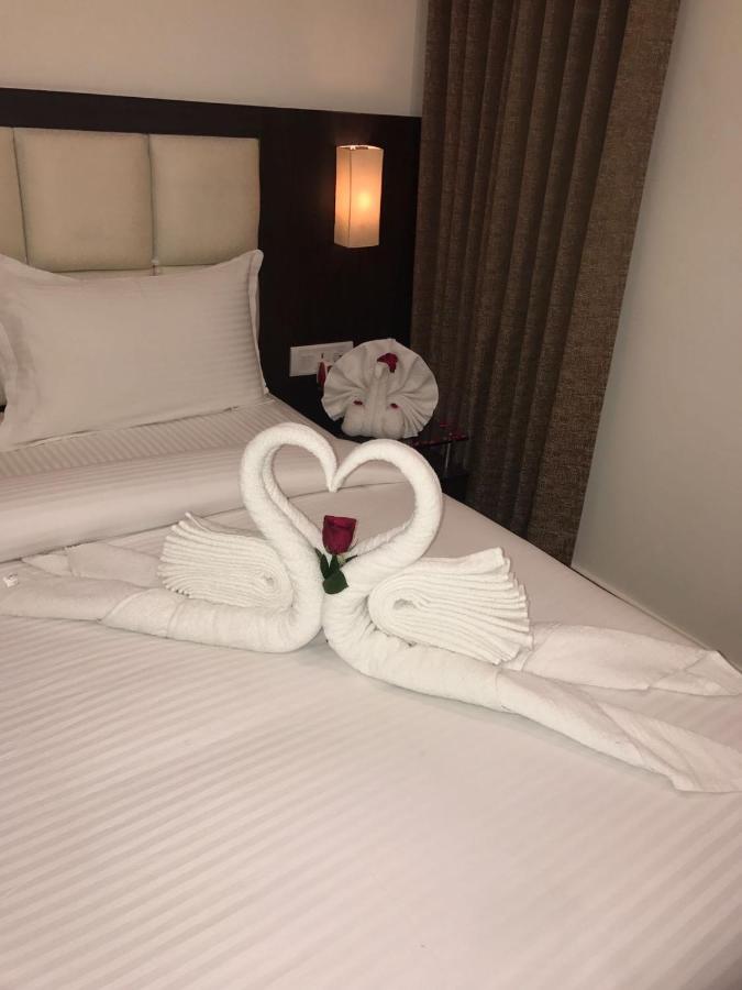 Hotel Anandi Inn Ballia Zewnętrze zdjęcie